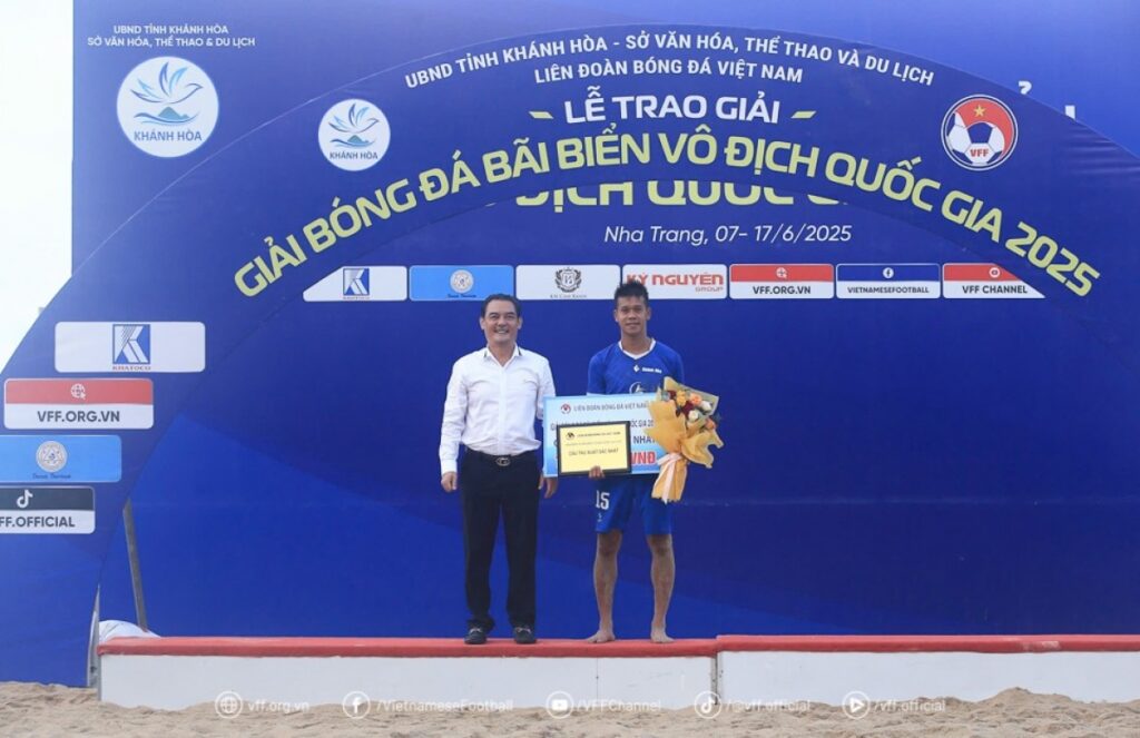Trận đấu kết thúc với tỷ số hòa 1-1 sau 60 phút thi đấu chính thức