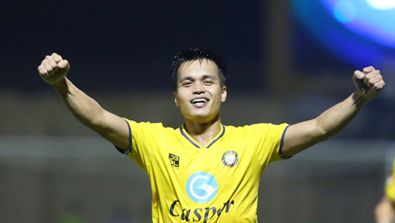 Thông tin cá nhân và phong cách thi đấu